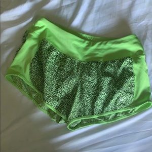 Nike shorts size Small